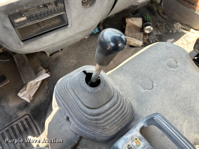 image for item NR9900 1997 GMC  T6500 box truck