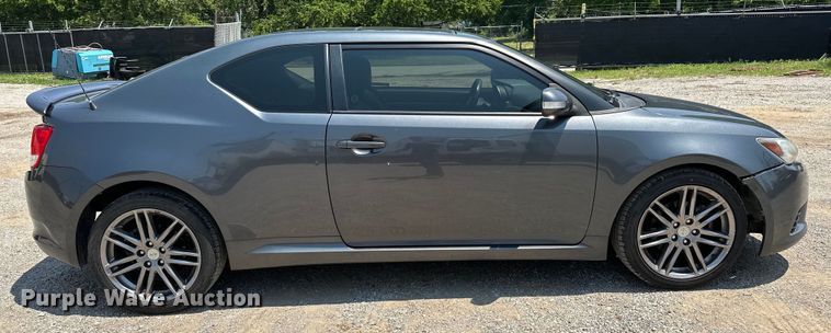 image for item NR9905 2013 Toyota Scion tC 