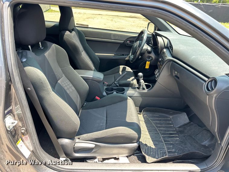 image for item NR9905 2013 Toyota Scion tC 