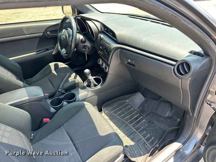 image for item NR9905 2013 Toyota Scion tC 