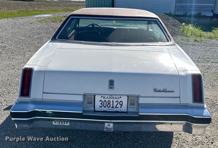 image for item NT9197 1976 Oldsmobile Cutlass Supreme 