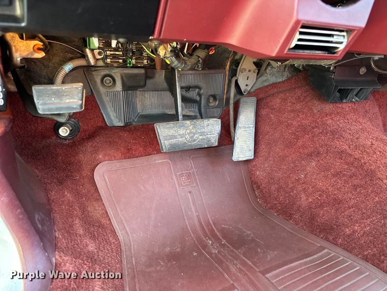 image for item NT9197 1976 Oldsmobile Cutlass Supreme 