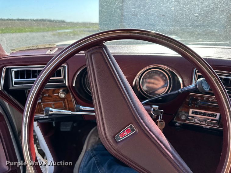 image for item NT9197 1976 Oldsmobile Cutlass Supreme 