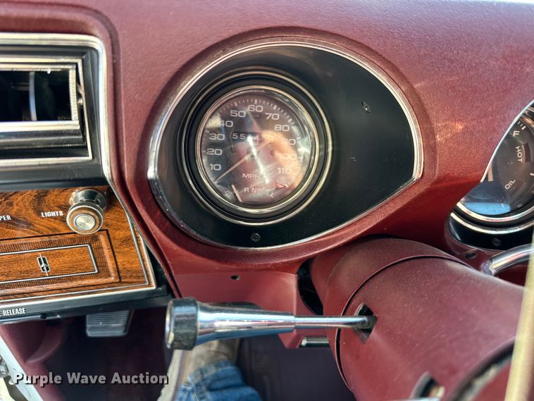 image for item NT9197 1976 Oldsmobile Cutlass Supreme 