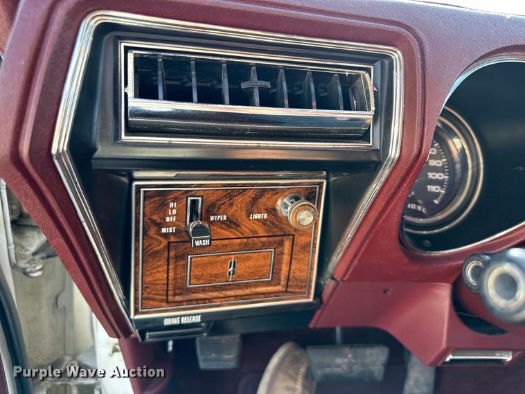 image for item NT9197 1976 Oldsmobile Cutlass Supreme 