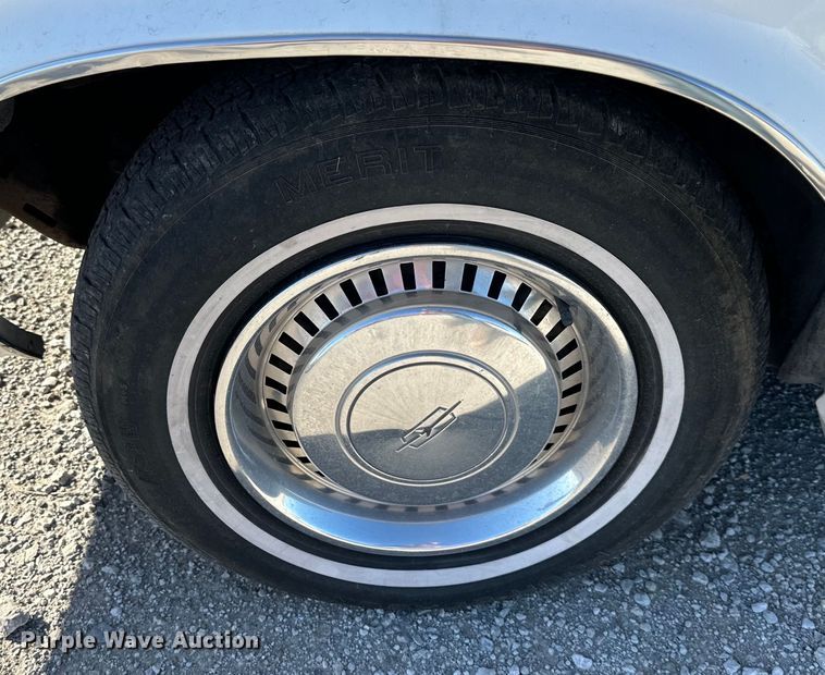image for item NT9197 1976 Oldsmobile Cutlass Supreme 