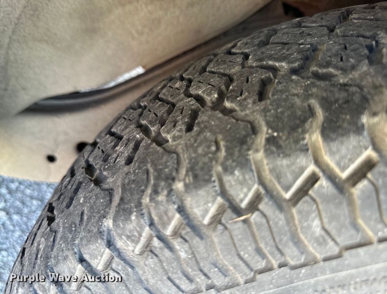 image for item NT9197 1976 Oldsmobile Cutlass Supreme 