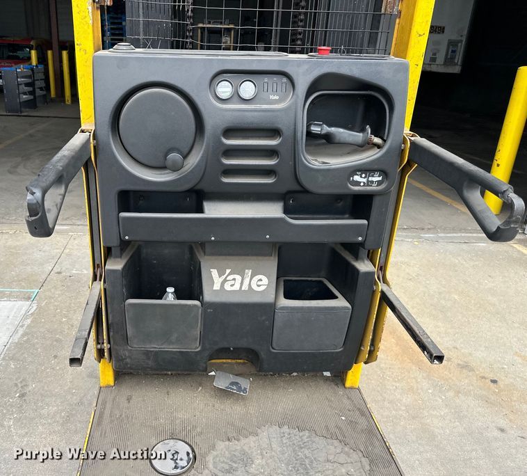 image for item NT9240 Yale OS030ECN24TE095 order picker