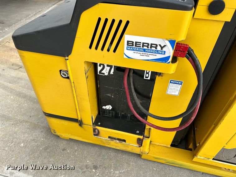 image for item NT9241 Yale OS030EFN24TE095 order picker