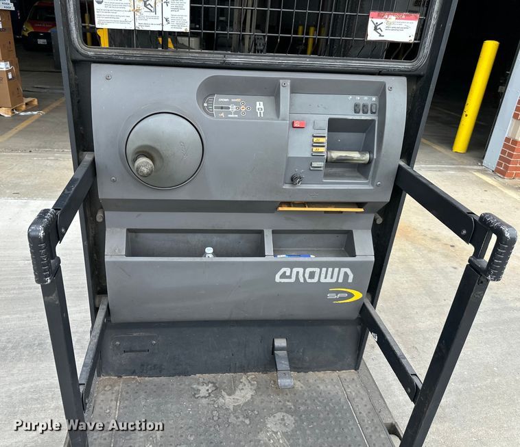 image for item NT9242 Crown  SP3505-30 order picker