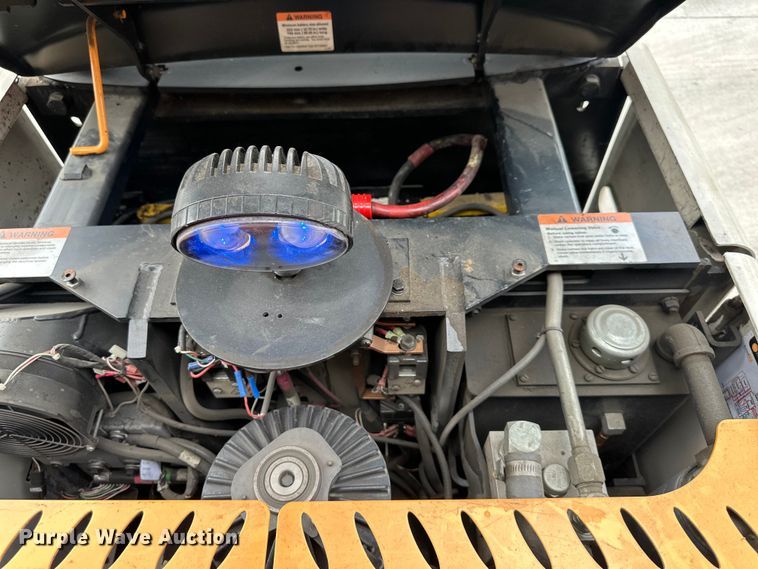 image for item NT9242 Crown  SP3505-30 order picker