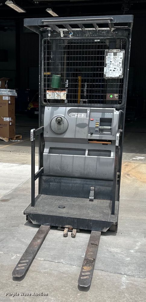 image for item NT9243 Crown  SP3520-30 order picker