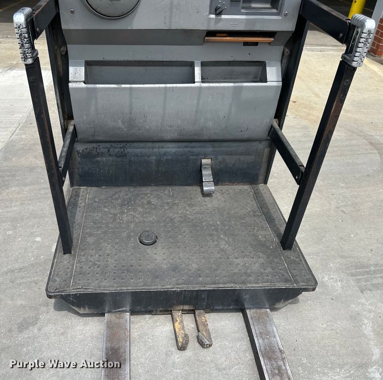 image for item NT9243 Crown  SP3520-30 order picker