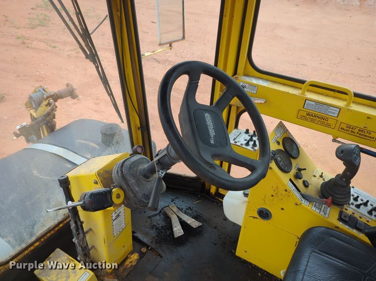 image for item NZ9716 2007 Superior Broom DT80CT broom