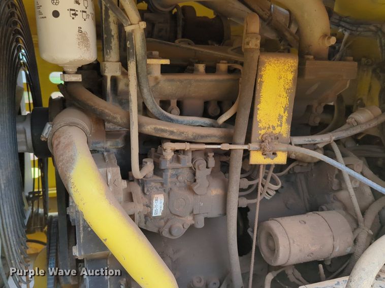 image for item NZ9716 2007 Superior Broom DT80CT broom