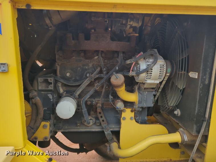 image for item NZ9716 2007 Superior Broom DT80CT broom