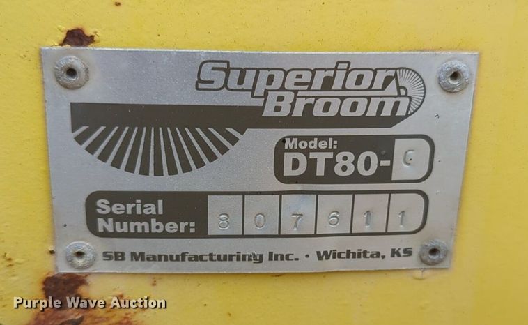 image for item NZ9716 2007 Superior Broom DT80CT broom