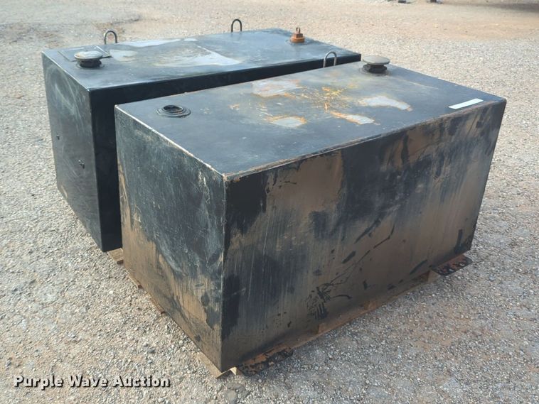 image for item NZ9732 (2) fuel tanks