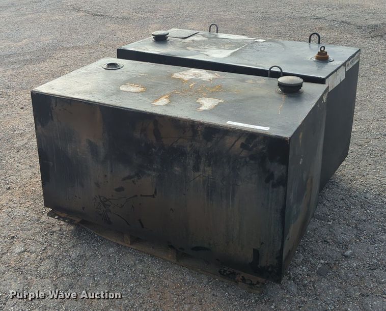 image for item NZ9732 (2) fuel tanks