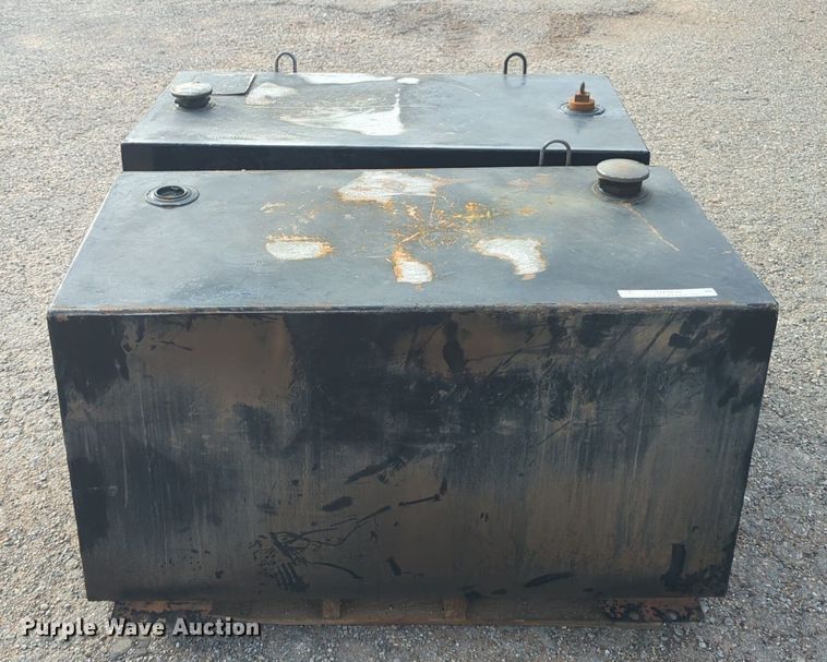 image for item NZ9732 (2) fuel tanks