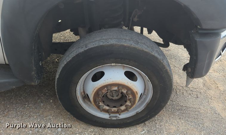 image for item NZ9733 2015 Ford F550 Super Duty SuperCab utility / service truck