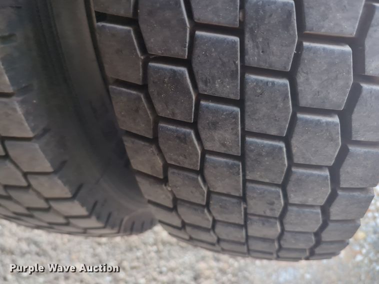 image for item NZ9733 2015 Ford F550 Super Duty SuperCab utility / service truck