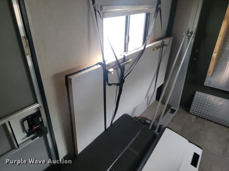 image for item NZ9821 2019 Heartland RV 28th Trail Runner toy hauler camper