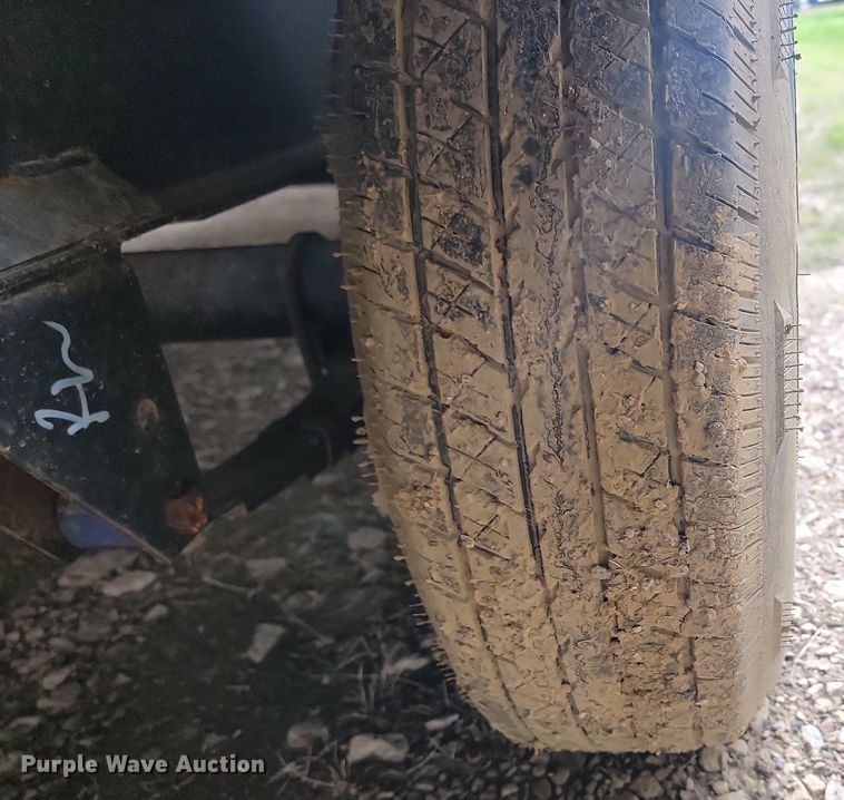 image for item NZ9821 2019 Heartland RV 28th Trail Runner toy hauler camper