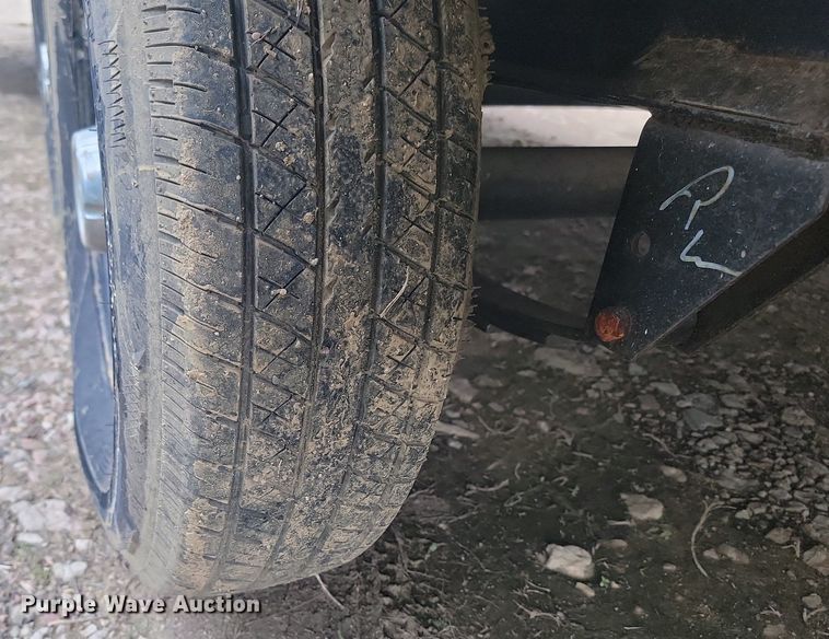 image for item NZ9821 2019 Heartland RV 28th Trail Runner toy hauler camper