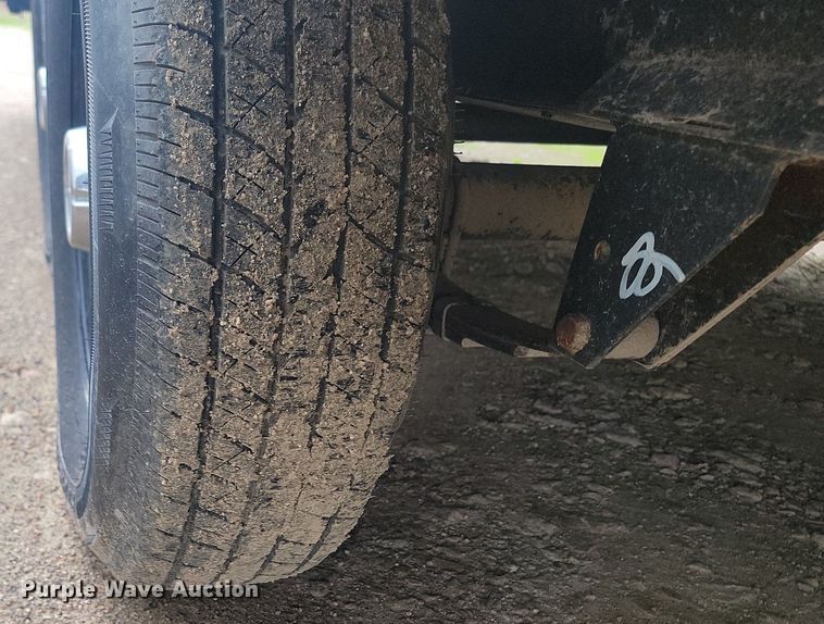 image for item NZ9821 2019 Heartland RV 28th Trail Runner toy hauler camper