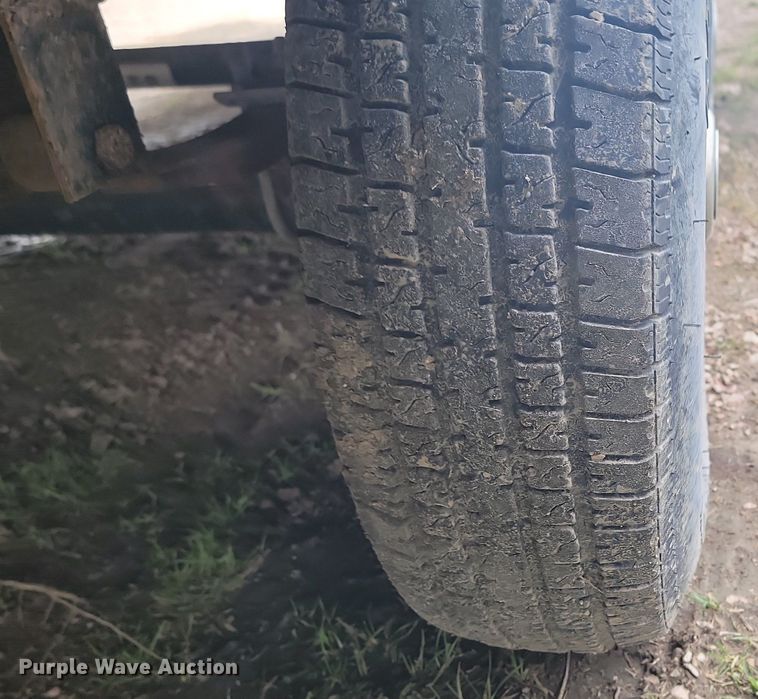 image for item NZ9822 2009 Heartland RV 3355RL Big Country camper