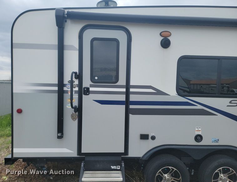 image for item NZ9827 2020 Ventrure RV Sonic camper