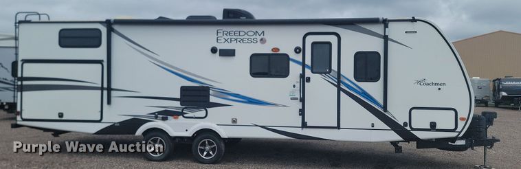 image for item NZ9828 2021 Forest River Freedom Express camper