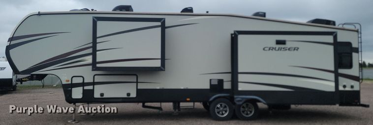 image for item NZ9829 2018 Keystone RV Cruiser 3451FB18 camper