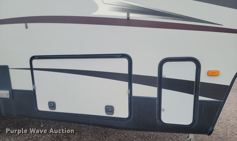 image for item NZ9829 2018 Keystone RV Cruiser 3451FB18 camper