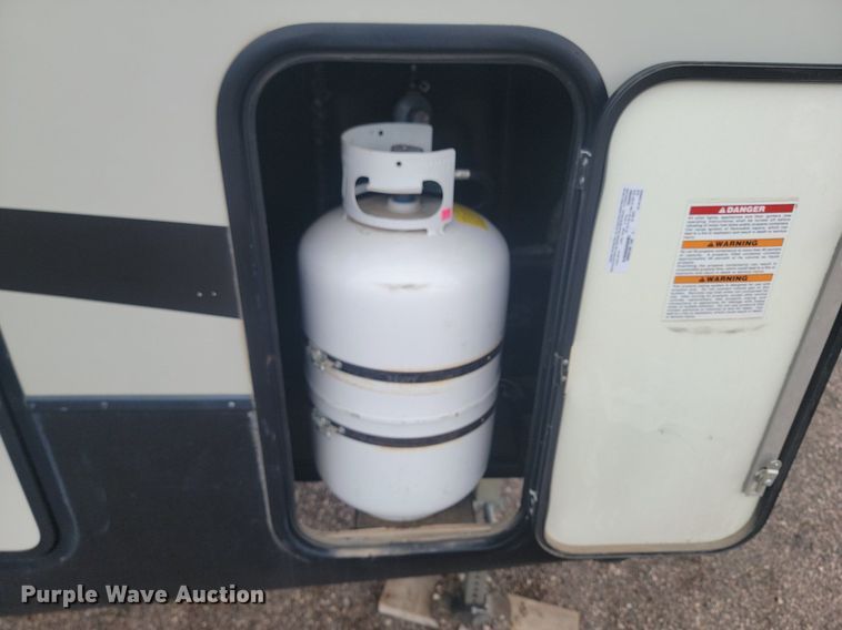 image for item NZ9829 2018 Keystone RV Cruiser 3451FB18 camper