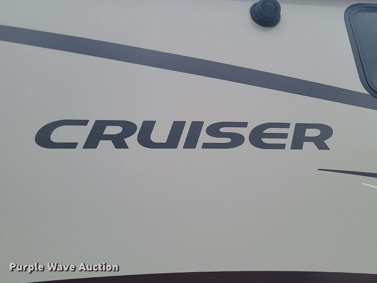 image for item NZ9829 2018 Keystone RV Cruiser 3451FB18 camper