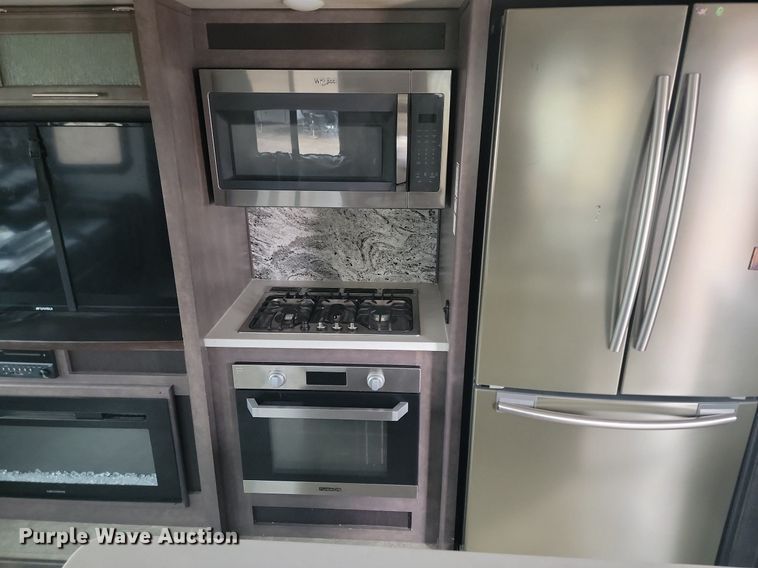 image for item NZ9829 2018 Keystone RV Cruiser 3451FB18 camper