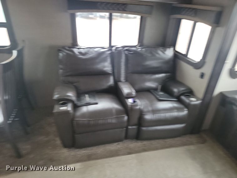 image for item NZ9829 2018 Keystone RV Cruiser 3451FB18 camper