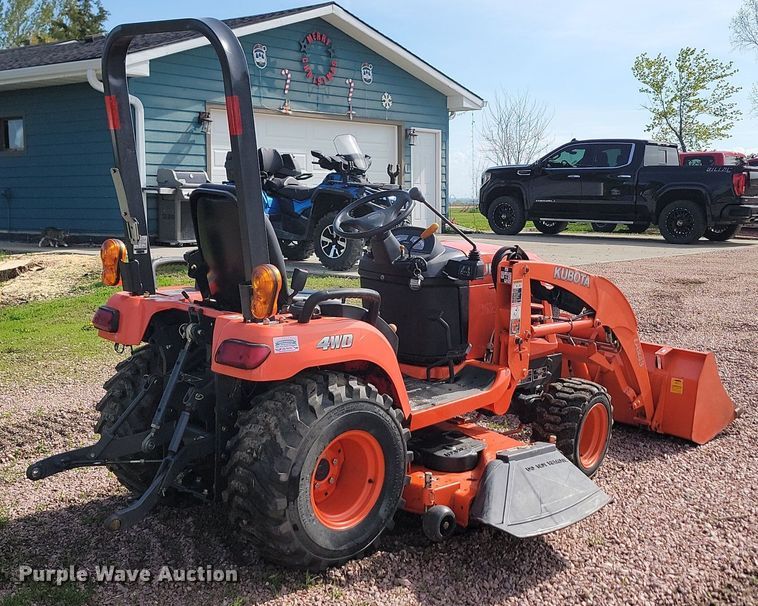 image for item NZ9856 2005 Kubota  BX2350 MFWD tractor