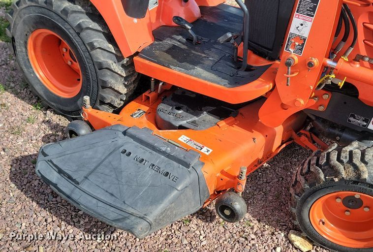 image for item NZ9856 2005 Kubota  BX2350 MFWD tractor