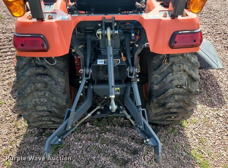 image for item NZ9856 2005 Kubota  BX2350 MFWD tractor