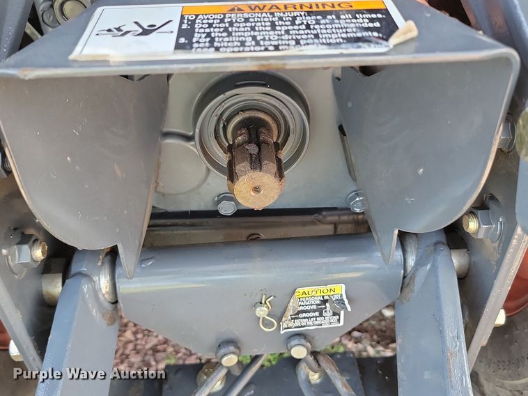 image for item NZ9856 2005 Kubota  BX2350 MFWD tractor