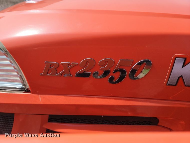 image for item NZ9856 2005 Kubota  BX2350 MFWD tractor