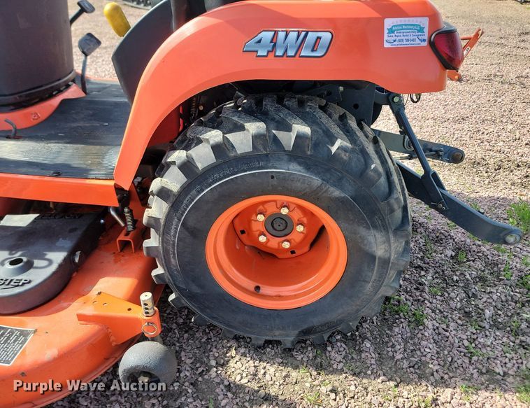 image for item NZ9856 2005 Kubota  BX2350 MFWD tractor