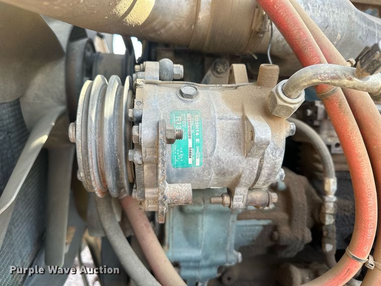 image for item OC9459 1990 Ford AeroMax L9000 crane truck