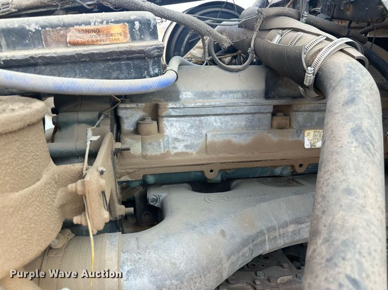 image for item OC9459 1990 Ford AeroMax L9000 crane truck