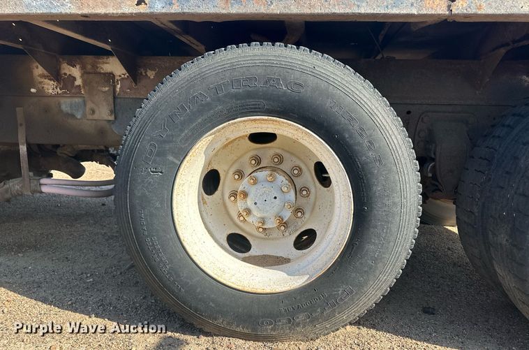 image for item OC9459 1990 Ford AeroMax L9000 crane truck