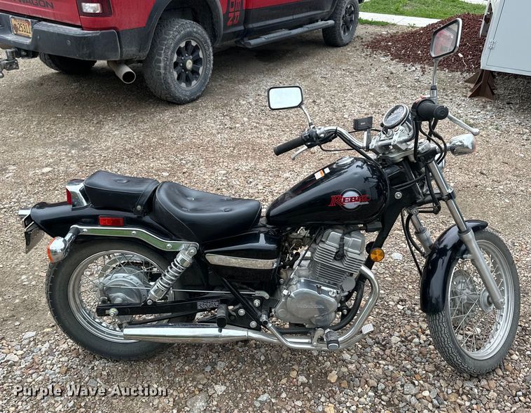 image for item OE9171 2000 Honda CMX250C motorcycle