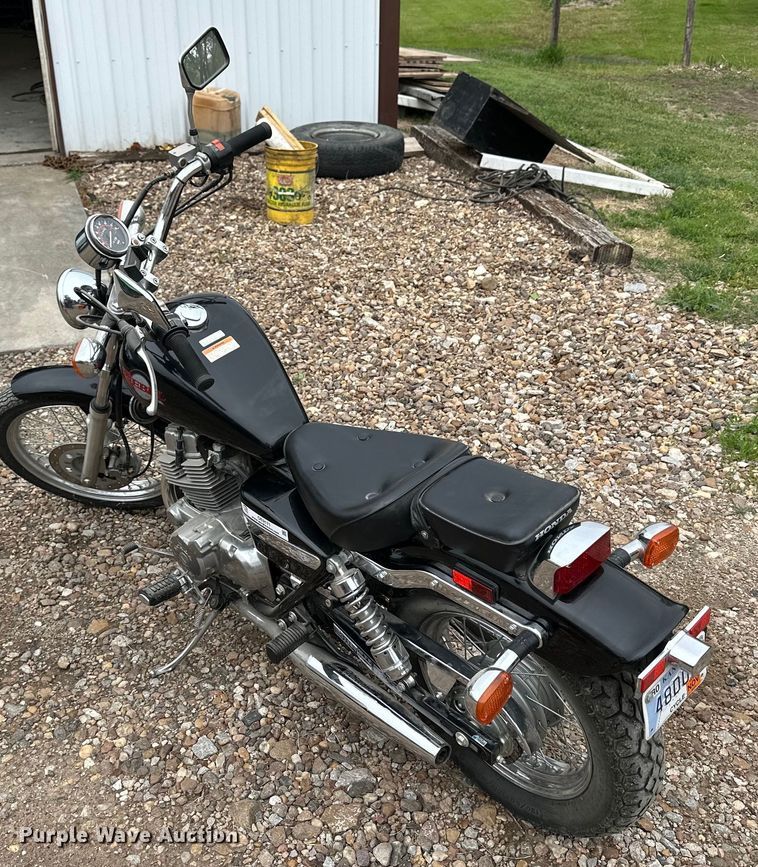 image for item OE9171 2000 Honda CMX250C motorcycle